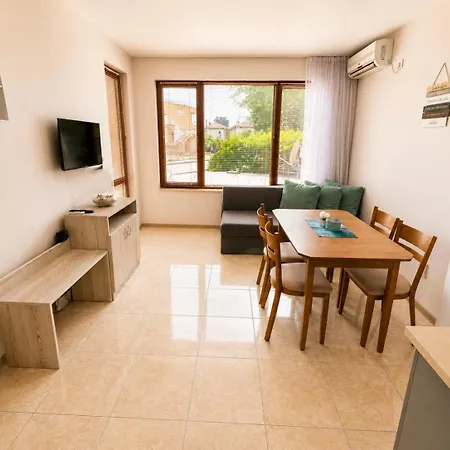 Apartment Glarus - 300meters From The